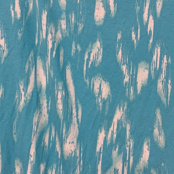 JM Collection plus sized aqua patterned top 0X - Picture 2 of 4